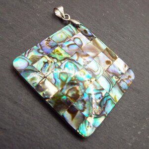ABALONE CHECKERBOARD 18K WHITE GOLDFILLED SQUARE ON EDGE PENDANT 14